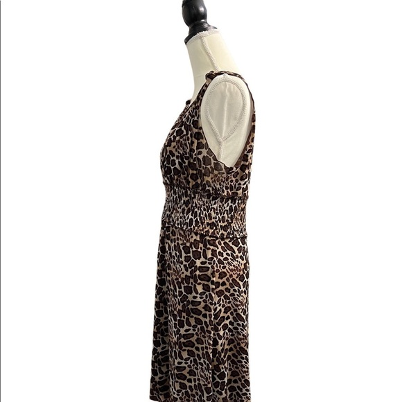 BCBG MAXAZRIA SLEEVELESS DRESS FULLY LINED SIZE LARGE - Picture 7 of 10